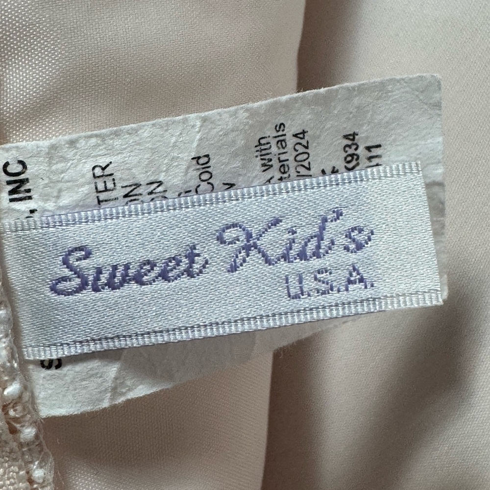 Sweet Kids Lace Overlay Dress Peach and Cream- size 8 - Picture 8 of 10